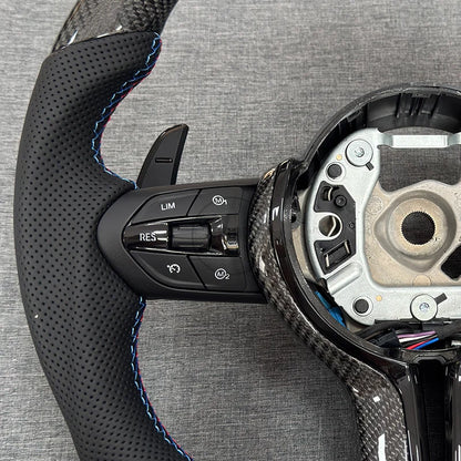 Suitable for BMW F30 F10 F31 F20 F25 F22 F36 F33 F32 F80 F82 F11 F18 F01 F90 E90 carbon fiber steering wheel