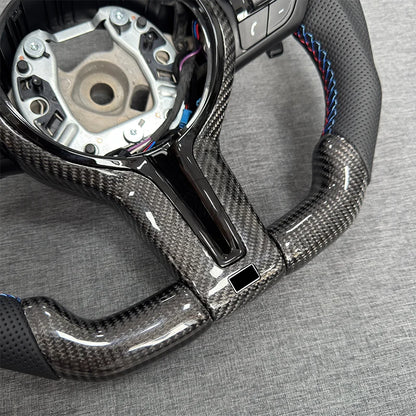 Suitable for BMW F30 F10 F31 F20 F25 F22 F36 F33 F32 F80 F82 F11 F18 F01 F90 E90 carbon fiber steering wheel